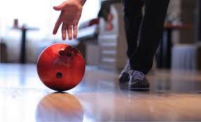 Игра в боулинг в Воронеже.Ultra Подарки. Игра в боулинг в Воронеже. Сервис: UltraPodarki.ru 8 800 505 95 30. Игра в боулинг, игра в боулинг Воронеж, боулинг Воронеж, купить боулинг Воронеж, играть в боулинг, играть в боулинг Воронеж