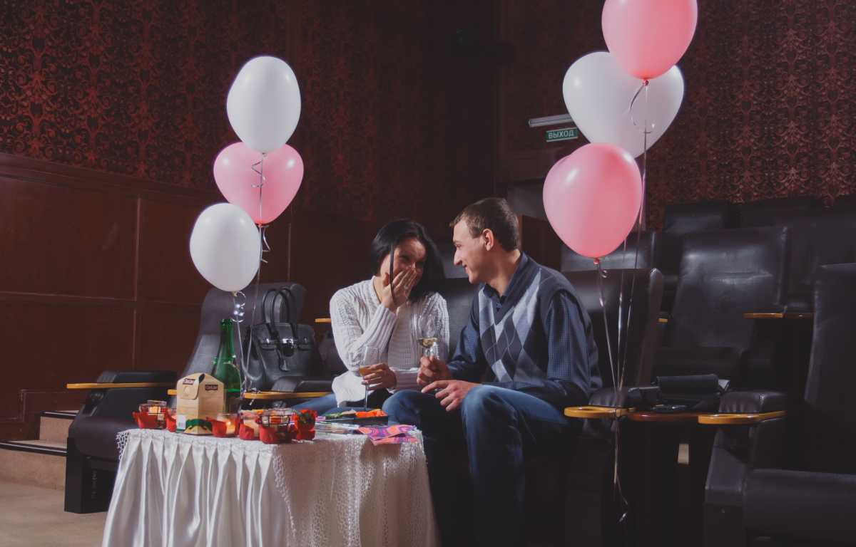 Романтическое свидание в кинотеатре в Воронеже