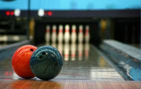 Игра в боулинг в Воронеже.Ultra Подарки. Игра в боулинг в Воронеже. Сервис: UltraPodarki.ru 8 800 505 95 30. Игра в боулинг, игра в боулинг Воронеж, боулинг Воронеж, купить боулинг Воронеж, играть в боулинг, играть в боулинг Воронеж