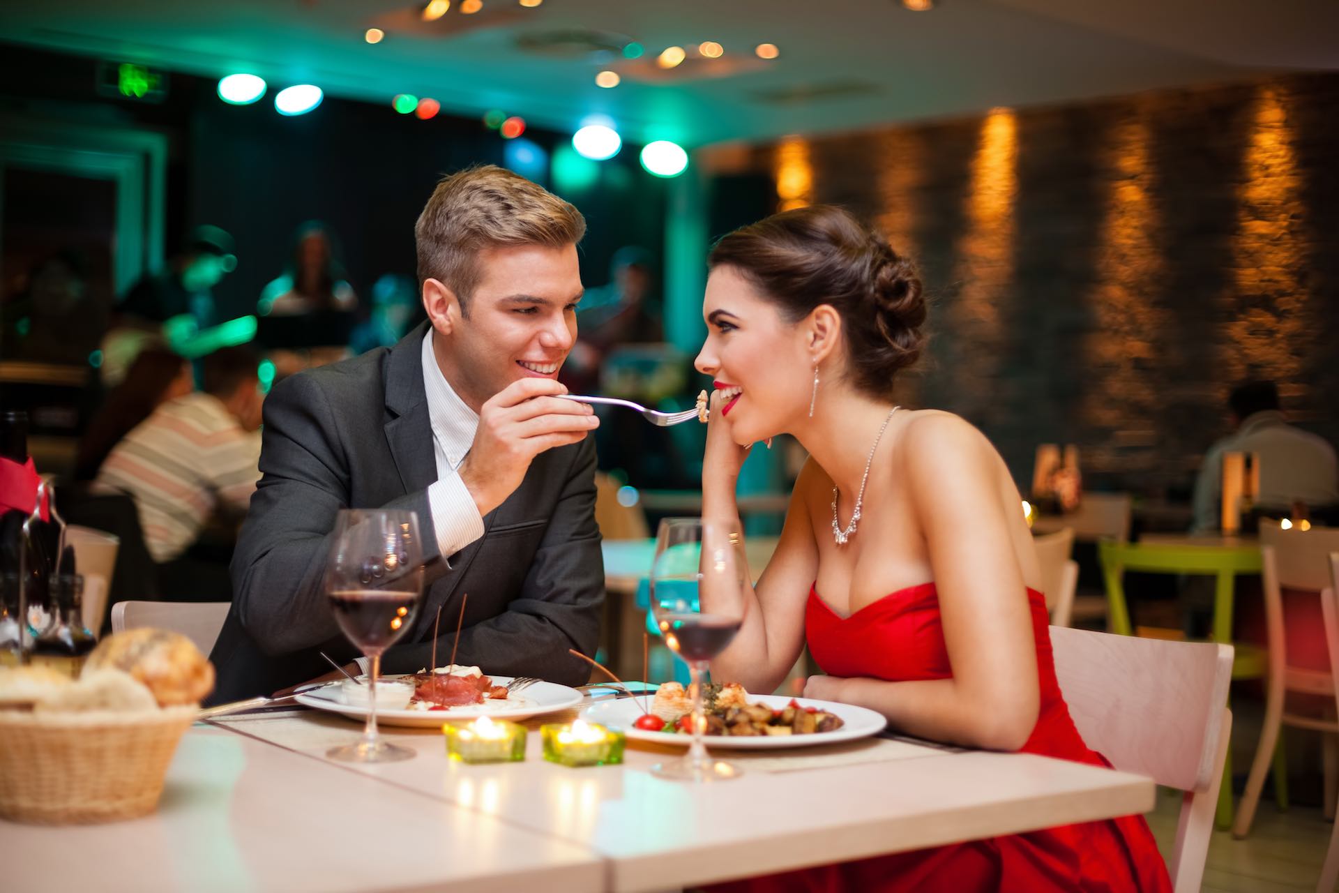 Романтическое свидание в ресторане в Воронеже