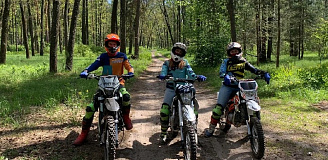 Катание на мотоциклах Катание на мотоциклах