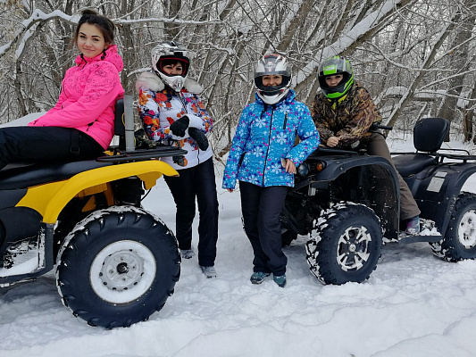Прокат квадроциклов летом в Воронеже. Сервис Ultra Подарки. Подарочный сертификат на прокат квадроциклов летом и зимой в Воронеже. Закажите катание на квадроциклах недорого и наслаждайтесь активным отдыхом с друзьями. Выбирайте живописные маршруты для езды на квадроциклах. Сервис UltraPodarki.ru 8800-505-9530. Катание на квадроциклах, Прокат квадроциклов, езда на квадроцикле, прокат квадроциклов Воронеж, катание на квадроциклах Воронеж, Катание на квадроциклах зимой, Катание на квадроциклах летом, Сертификат на катание на квадроциклах 

