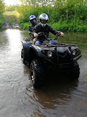 Катание на квадроциклах в Воронеже. Сервис Ultra Подарки. Подарочный сертификат на катание на квадроциклах в Воронеже. Закажите катание на квадроциклах недорого и наслаждайтесь активным отдыхом с друзьями. Выбирайте живописные маршруты для езды на квадроциклах. Сервис UltraPodarki.ru 8800-505-9530. Катание на квадроциклах, Прокат квадроциклов, езда на квадроцикле, прокат квадроциклов Воронеж, катание на квадроциклах Воронеж, Катание на квадроциклах зимой, Катание на квадроциклах летом, Сертификат на катание на квадроциклах 

