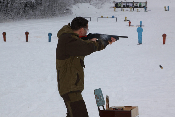 Стрельба из боевого оружия в тире в подарок. Ultra Подарки Томск. Подарочный сертификат на стрельбу из оружия боевом тире. Подарите своему мужчине или другу стрельбу из пистолета или карабина, дайте ему возможность выпустить пар и почувствовать достижение цели. UltraPodarki.ru 8-800-505-9530. Стрельба из боевого оружия Томск, боевой тир Томск, стрельба из огнестрельного оружия Томск, Стрельба из боевого оружия, Стрельба Томск