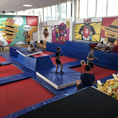  Батутный центр в Воронеже. Сервис Ultra Подарки. Купить подарочный сертификат в батутный центр, попробуйте прыжки на батуте в Воронеже. Сервис UltraPodarki.ru 8 (800) 555 95-30.. Батутный центр , батутный центр, батутный центр цены, батутный центр в Воронеже,  батутный парк, батут прыгать, прыжки +на батуте, батут Воронеж, батут спорт