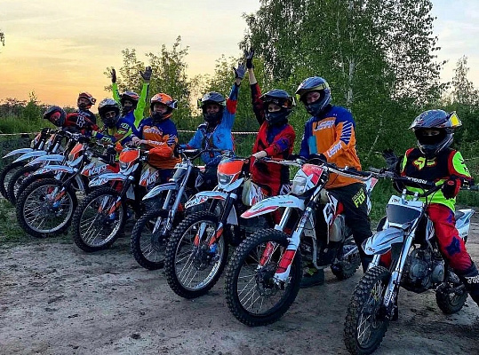 Катание на мотоцикле в Воронеже. ULTRA ПОДАРКИ. Купить катание на мотоцикле в Воронеже. Попробовав езду на мотоциклах, вы получите порцию адреналина и невероятные эмоции. Сервис: UltraPodarki.ru 8 800 505 95 30.. Катание на мотоцикле в Воронеже, прокат мотоциклов Воронеж, катание на мотоциклах, прокат мотоцикла, езда на мотоцикле Воронеж, езда на мотоцикле, мотопрогулка Воронеж, мотопрогулка, поездки на байке, личный мотоцикл, катание на мотоцикле, мотоциклетный шлем, увлечение поездками на мотоцикле, пристрастие к мотоциклам, сертификат на поездку на мотоцикле, прокатиться на мотоцикле, мото-транспорт, мото-треки, мото-поездки, езда на мотоцикле в Воронеже, катание на мотоцикле в Воронеже, мотоклуб в Воронеже
