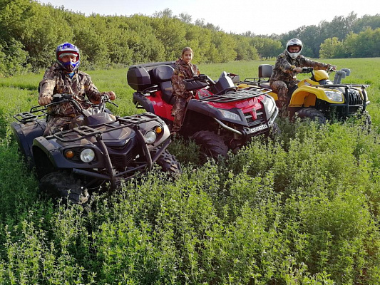 Катание на квадроциклах в Воронеже. Сервис Ultra Подарки. Подарочный сертификат на катание на квадроциклах в Воронеже. Закажите катание на квадроциклах недорого и наслаждайтесь активным отдыхом с друзьями. Выбирайте живописные маршруты для езды на квадроциклах. Сервис UltraPodarki.ru 8800-505-9530. Катание на квадроциклах, Прокат квадроциклов, езда на квадроцикле, прокат квадроциклов Воронеж, катание на квадроциклах Воронеж, Катание на квадроциклах зимой, Катание на квадроциклах летом, Сертификат на катание на квадроциклах 

