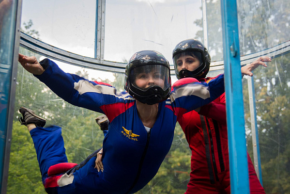 Полёт в аэротрубе  в Воронеже. Ultra Подарки. Полёт в аэротрубе  в Воронеже. Попробуйте полёт в аэротрубе . Сервис: UltraPodarki.ru 8 800 505 95 30. Полёт в аэротрубе , аэротруба Воронеж, полёт Воронеж